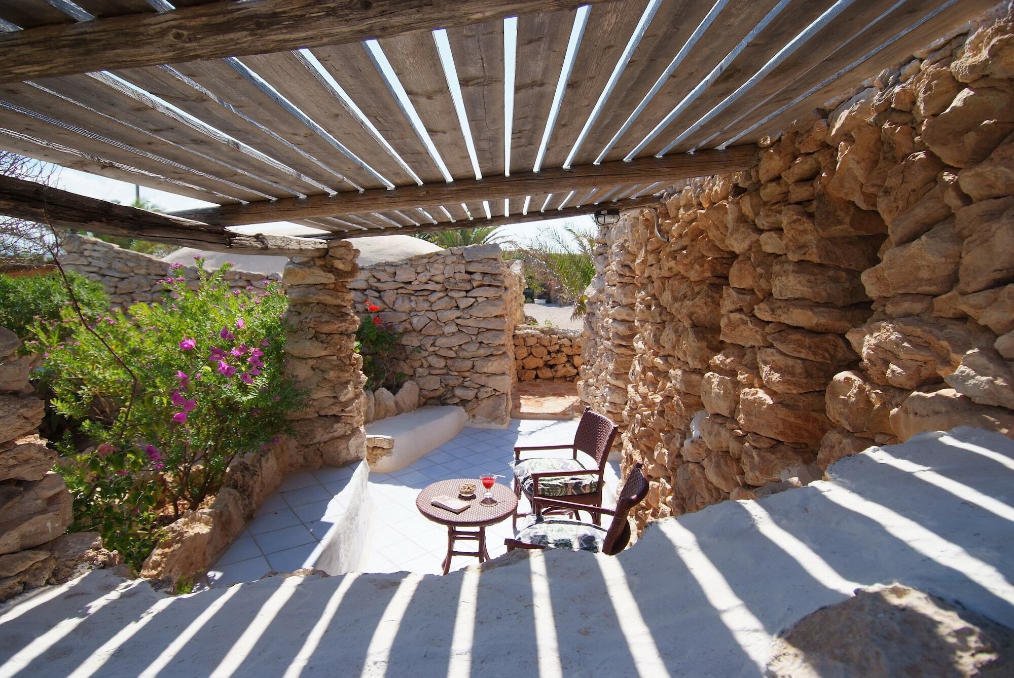 Hotel I Dammusi Di Borgo Cala Creta Lampedusa Exterior foto